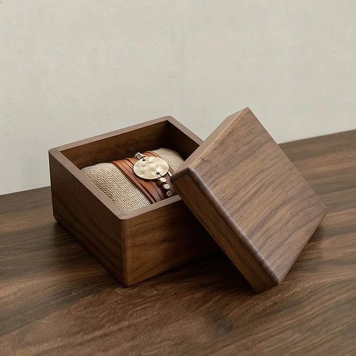 Wooden Earring Box